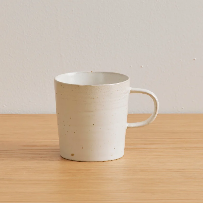 Akira Tall Mug - Bone