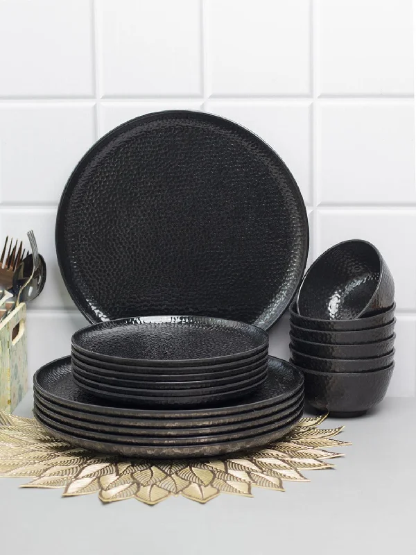 Black Melamine Dinner Set Of 18 Pcs - 6 Full & 6 Quarter Plates + 6 Bowls