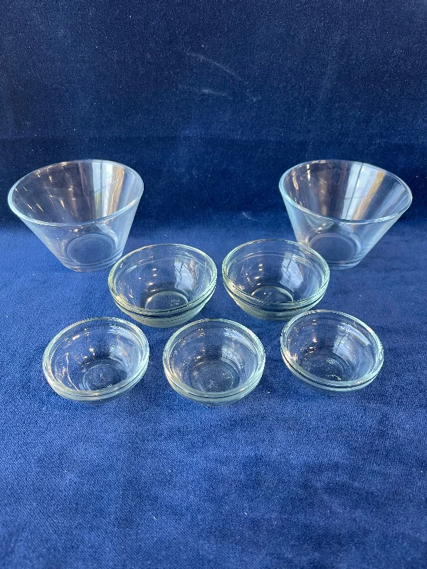 Lot of 7 Small Glass Bowls