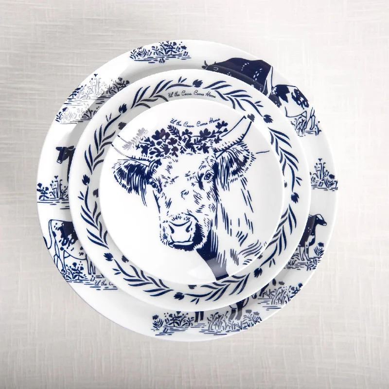 Lucky Cows Plate Set